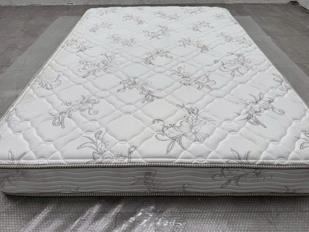 T4681☆美品☆シモンズ☆SIMMONS☆ゴールデンバリュー☆ダブルマットレス