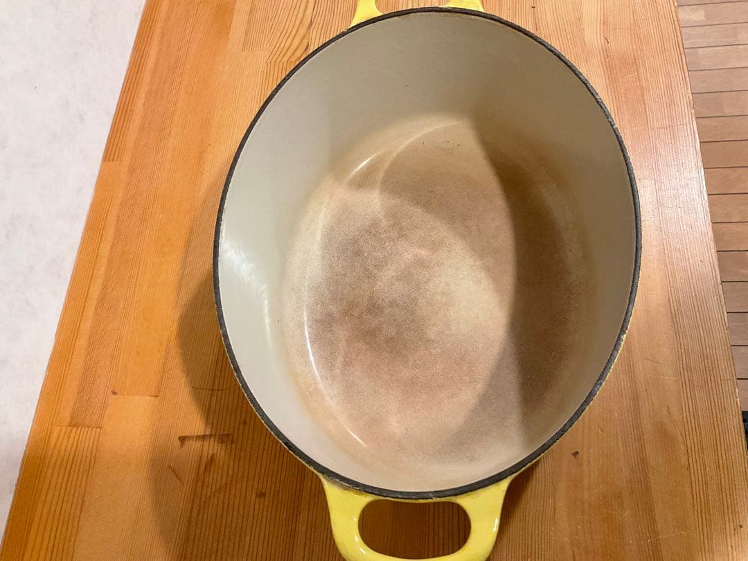 LE CREUSET ル・クルーゼ　両手鍋 イエロー