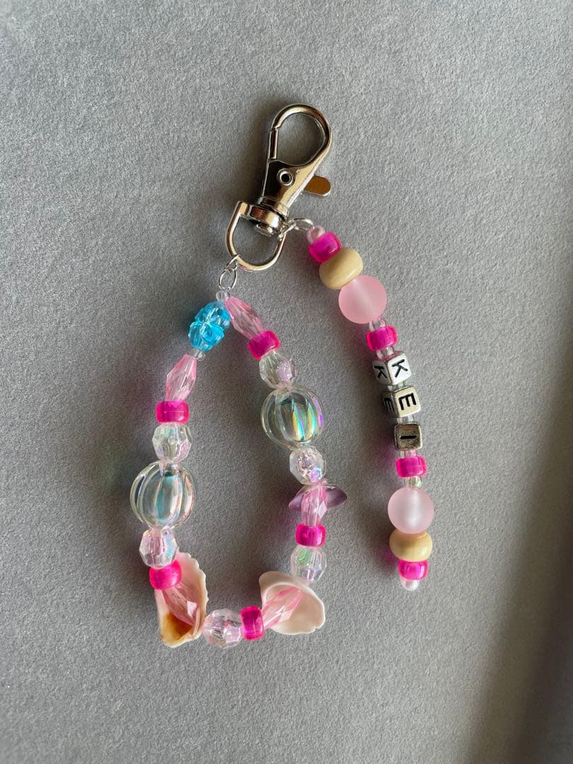 ⭐︎カラフルビーズ ネームタグ⭐︎