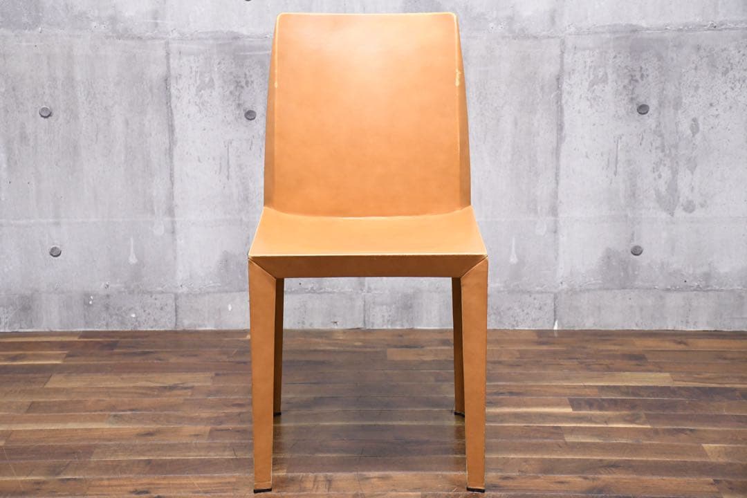 EEK127 ポルトローナフラウ ローラ ダイニングチェア レザー/総本革張り