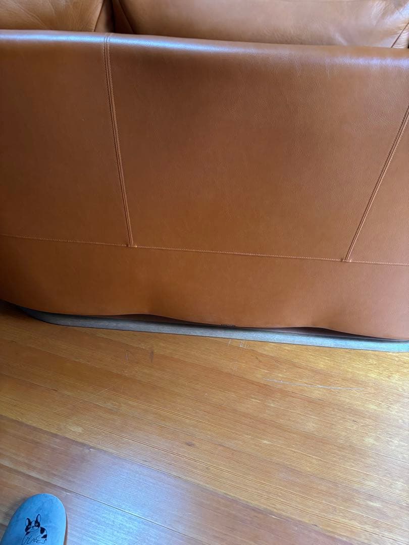 カリモク家具３人掛けソファー本革