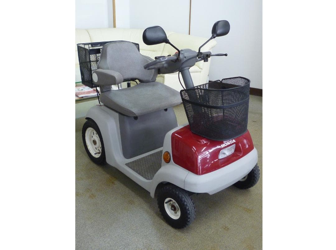 激安★ほぼ全国送込モンパル ML100 電動四車いす シニアカー動作良好 愛媛県