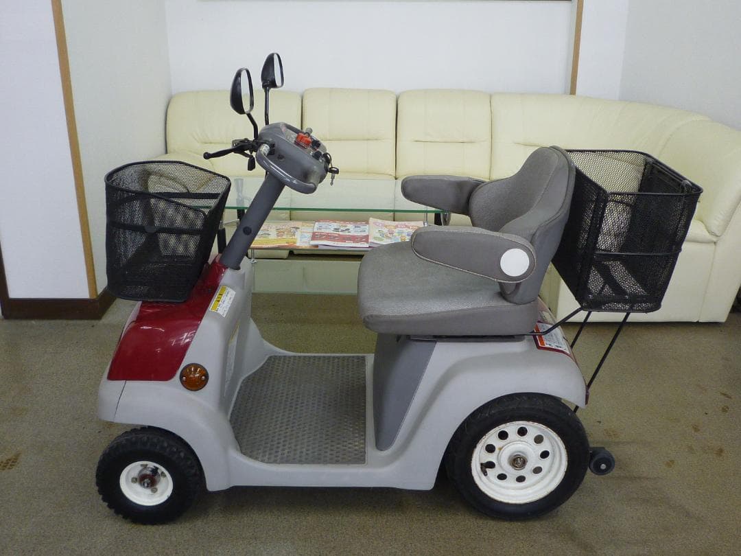 激安★ほぼ全国送込モンパル ML100 電動四車いす シニアカー動作良好 愛媛県