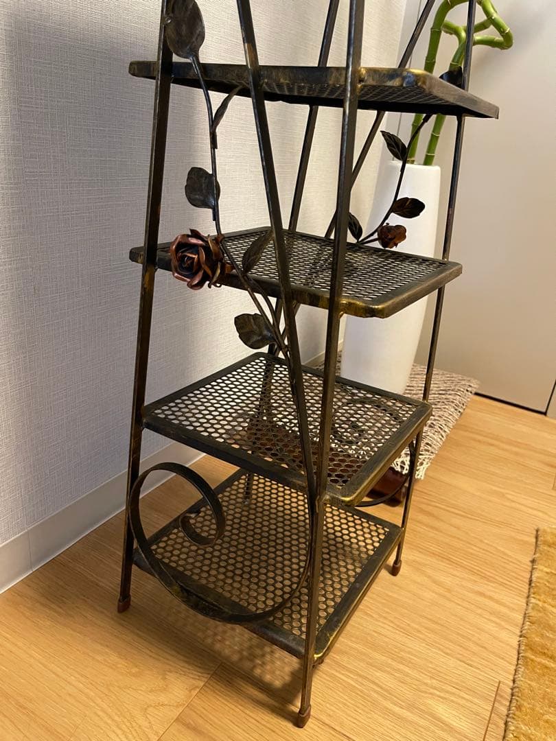 アイアン　シェルフ　アンティーク　装飾的