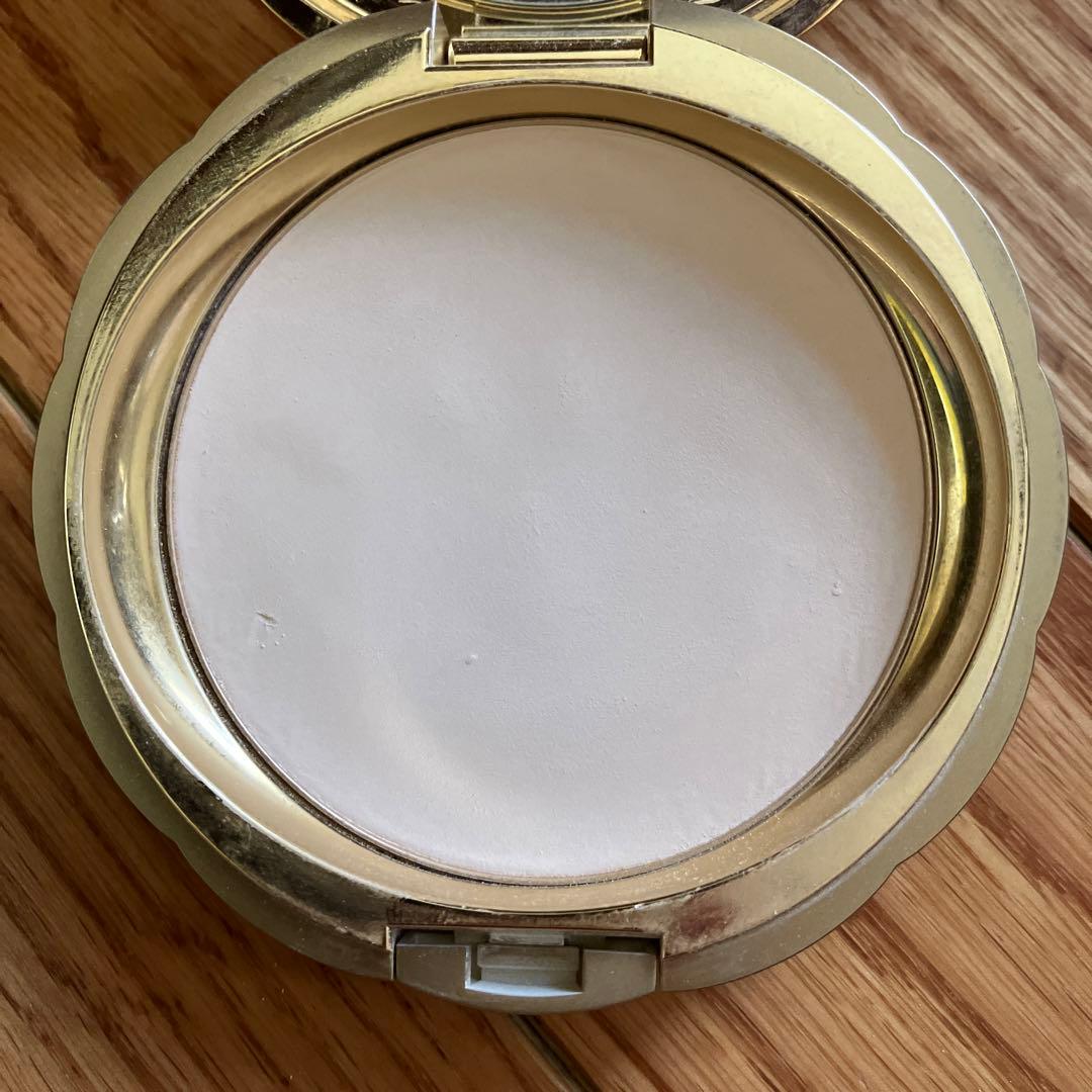 カネボウ　ミラノコレクションGR フェースアップパウダー