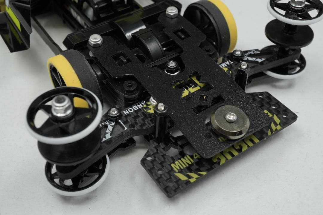 ミニ四駆 MSフレキ 完成マシン 蛍光機甲Ver. 海外優勝仕様 - メルカリ