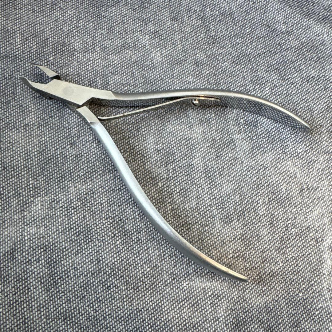 美品✨高級ネイルケアニッパーUTSUMI