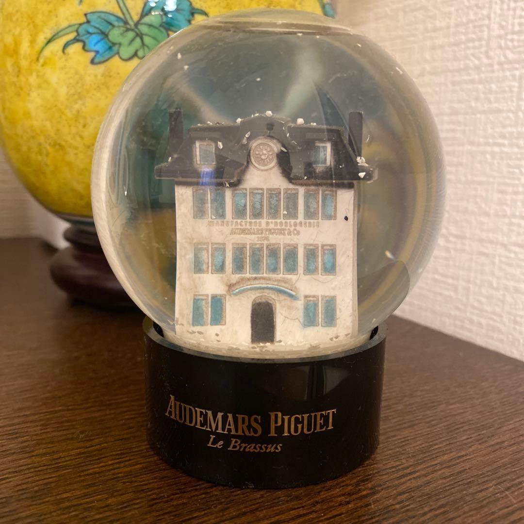 Audemars Piguet スノードーム