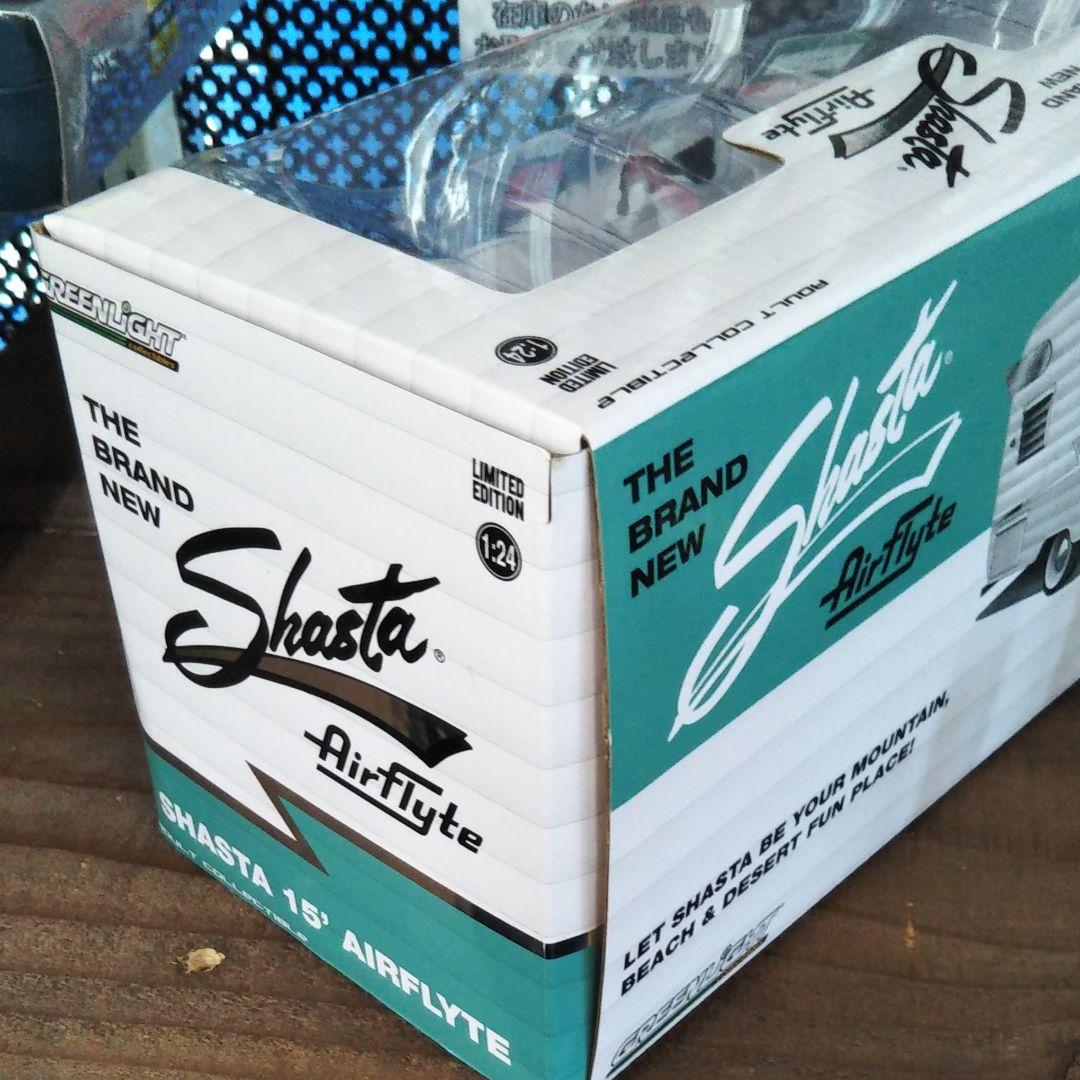 GREENLIGHT シャスタ shasta 1/24 トレーラー ミニカー 緑