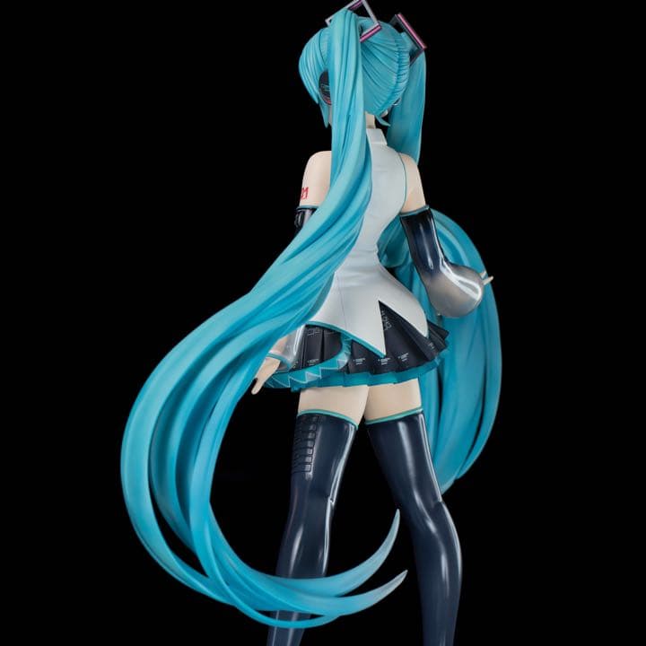 初音ミクV3 1/4スケールフィギュア - メルカリ