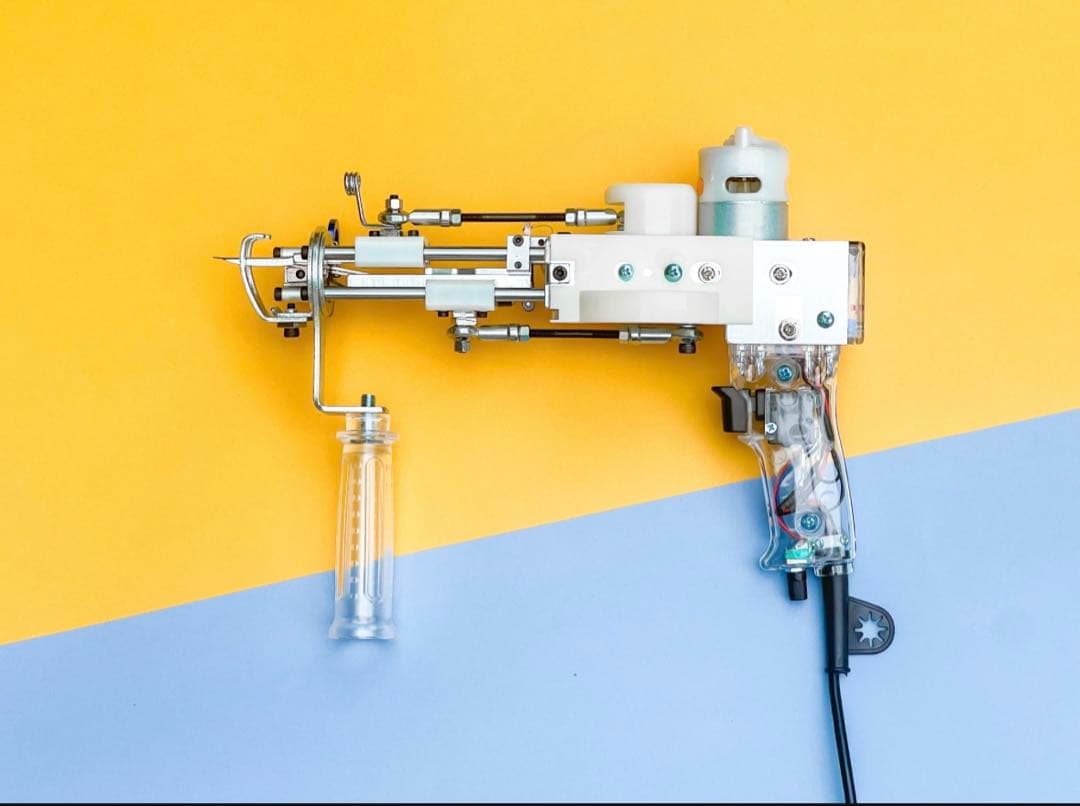 KEKE RUG スターターセット(糸あり) 新品未使用　クリアガン