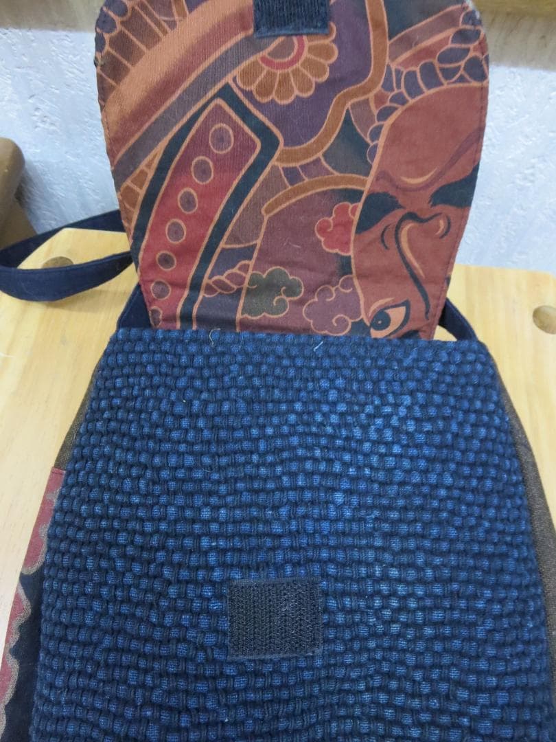 頭巾入りポシェット