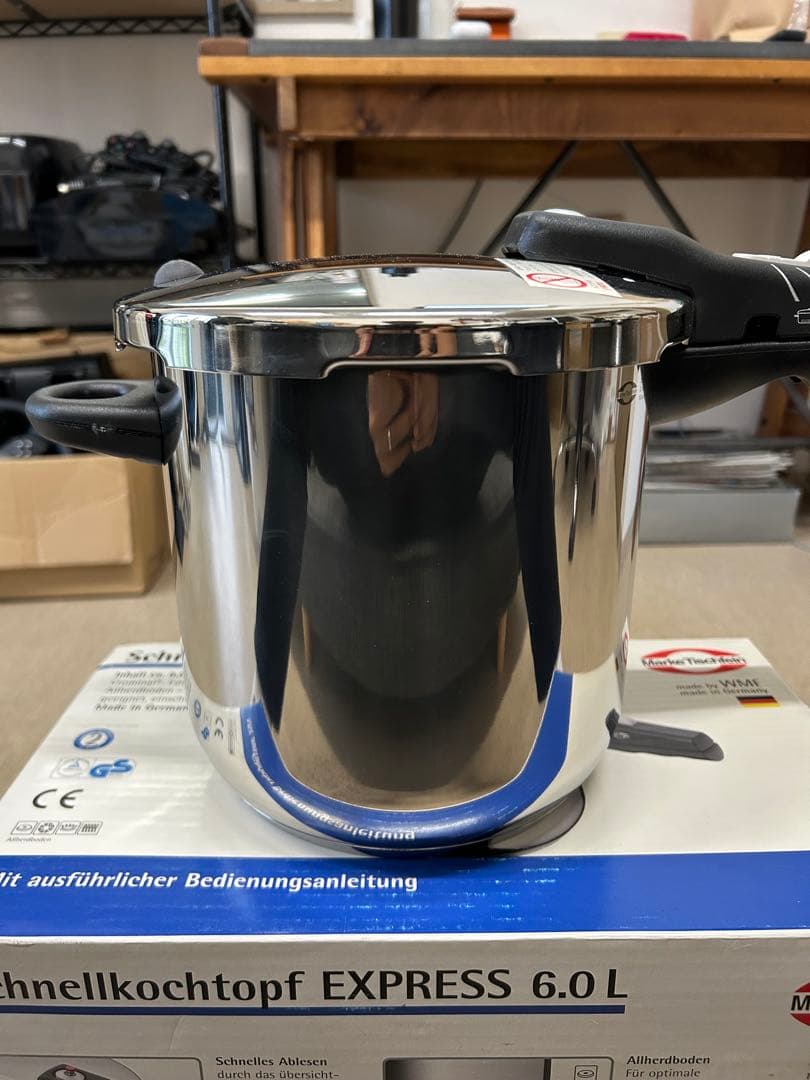 新品未使用】WMF マークティッシュフェン 圧力鍋 6L - メルカリ