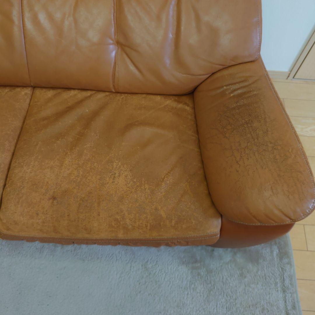 人気カリモク　本革　ソファー　2.5人掛け　アームレスト　ブラウン