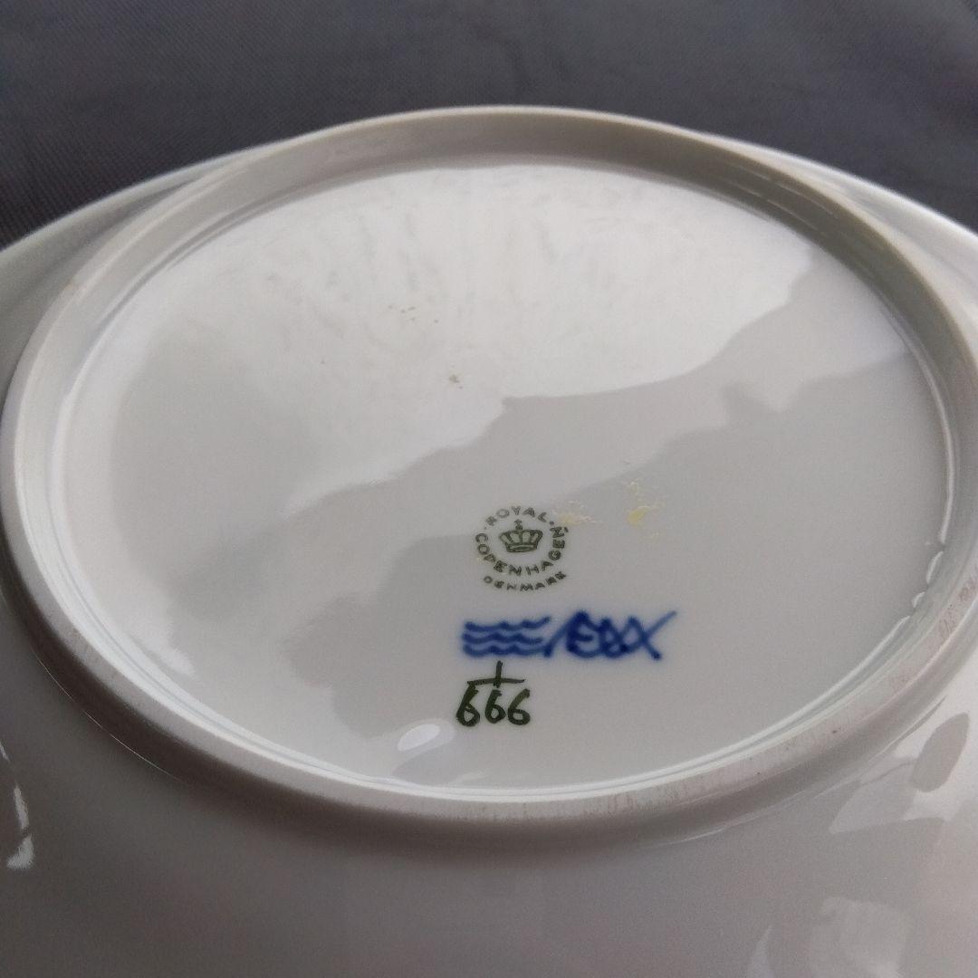 ロイヤルコペンハーゲン B＆Bプレート 大皿 ブルーフルーテッド　ハーフレース