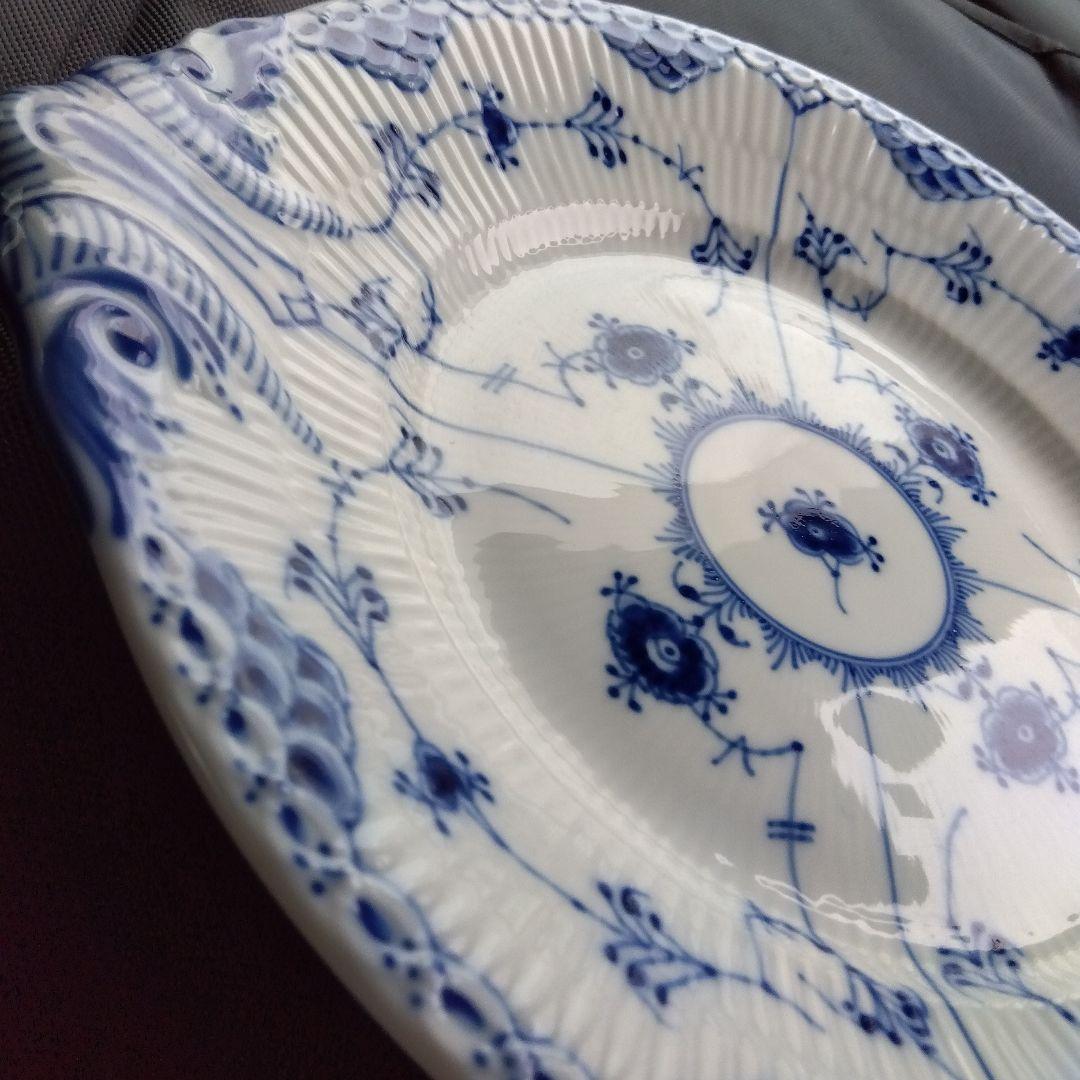 ロイヤルコペンハーゲン B＆Bプレート 大皿 ブルーフルーテッド　ハーフレース