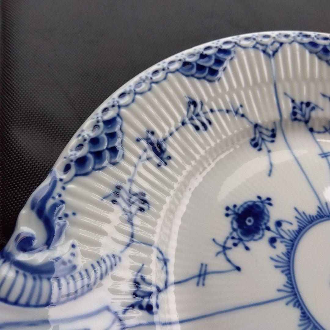 ロイヤルコペンハーゲン B＆Bプレート 大皿 ブルーフルーテッド　ハーフレース