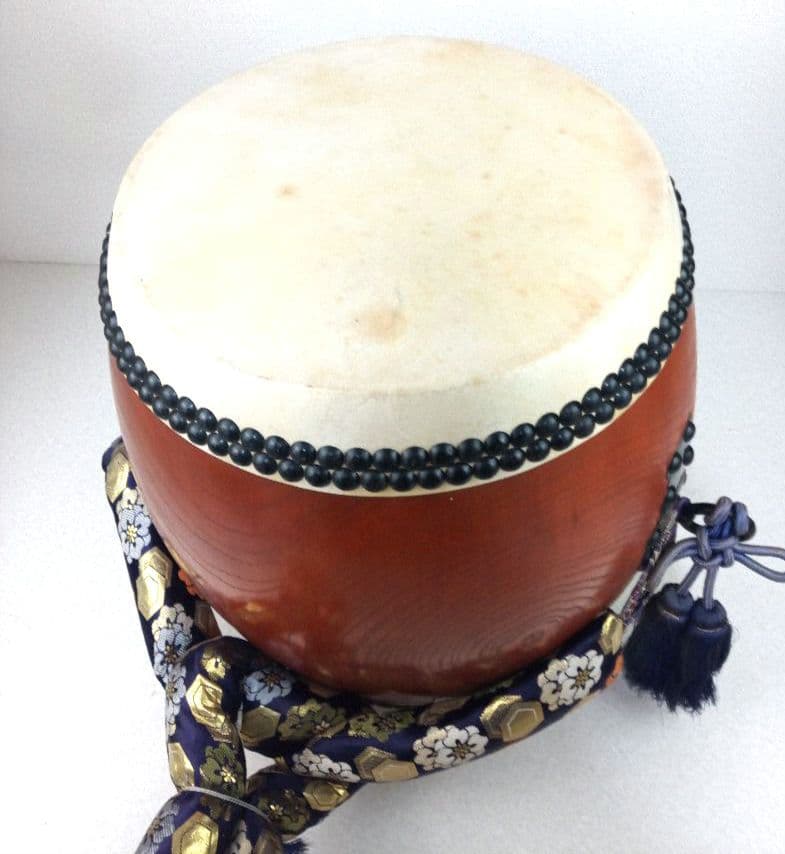 K.G【上鳴保証】和太鼓　欅切り抜き胴　台なし　*AN32