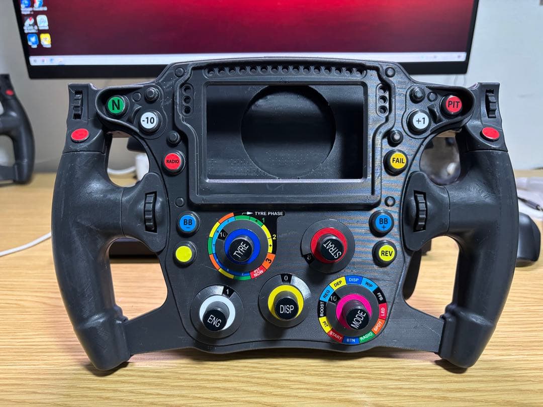 レッドブルF1ステアリングホイール デスクトップオブジェ - メルカリ