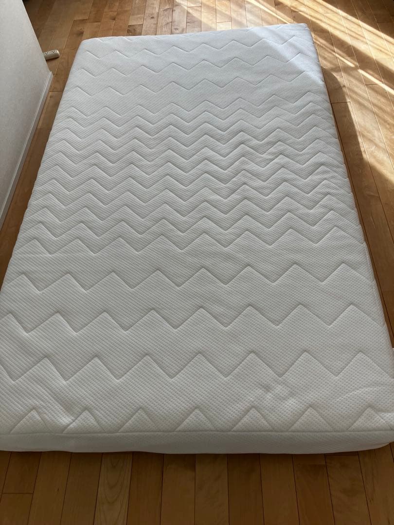 雲のやすらぎプレミアムマットレス　セミダブル　【引き取り限定】