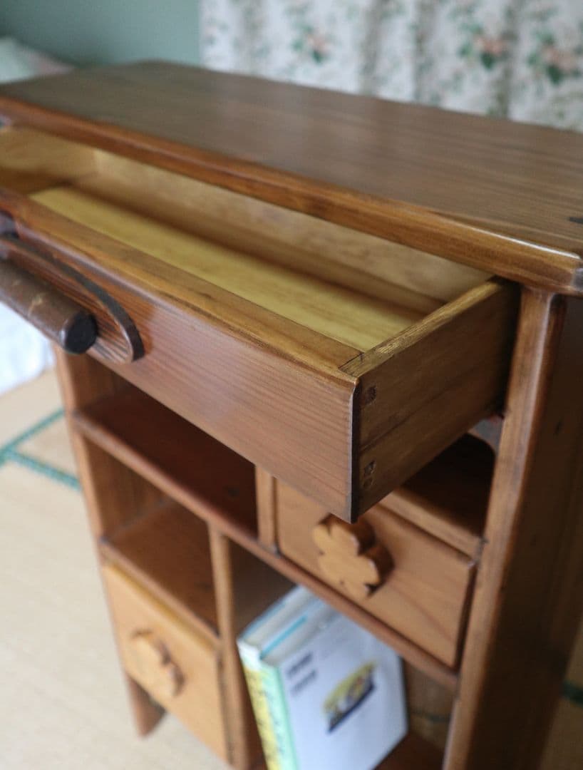 吉野杉のさくらの飾り棚　手作り　奈良