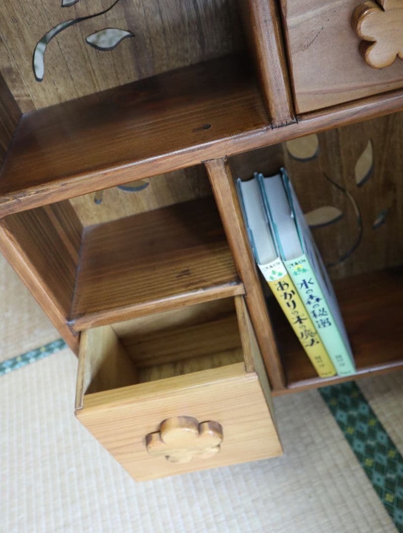 吉野杉のさくらの飾り棚　手作り　奈良