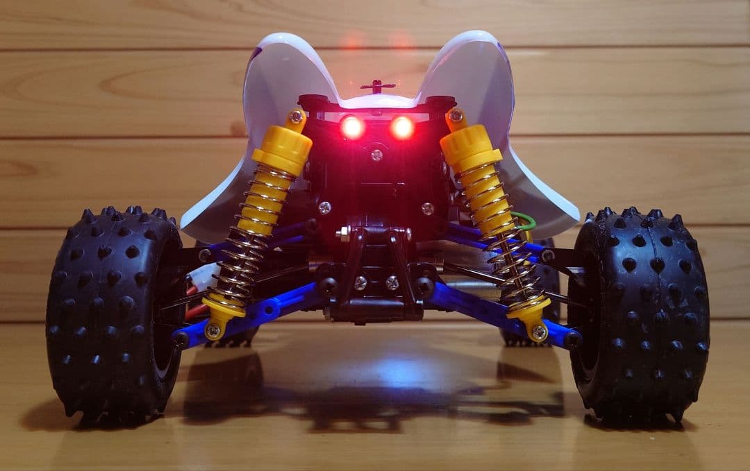 タミヤLEDセイントドラゴン＆三和プロポ＆バッテリー充電器・完成未走行品セット