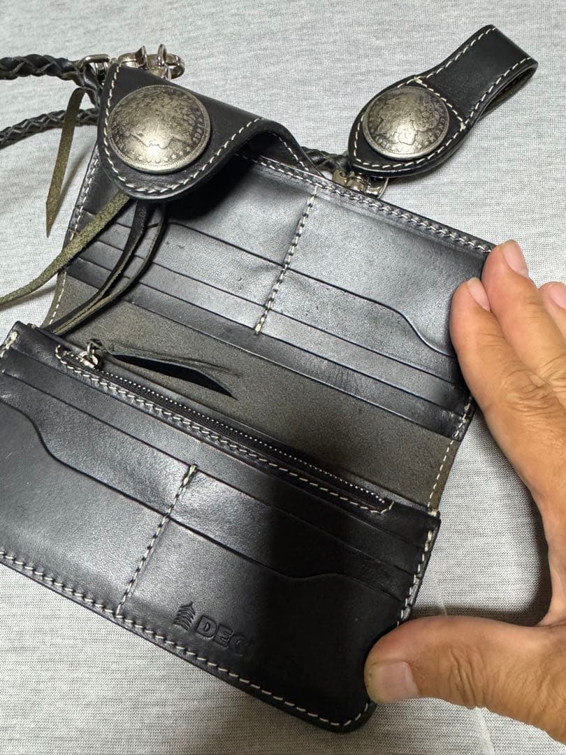 デグナー製編み込みデザイン黒長財布とワンオフ制作ホルスター