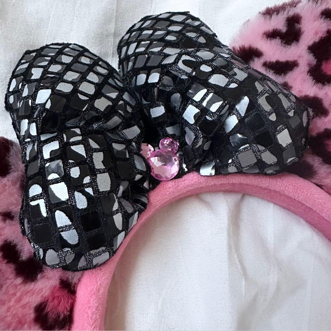 TOKYO Disney リゾート】ミニーマウス ピンクヒョウ柄カチューシャ