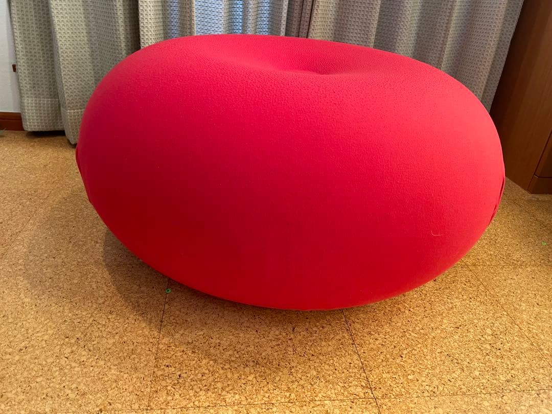 タトーネ　バレリイタリア　スツール（赤）