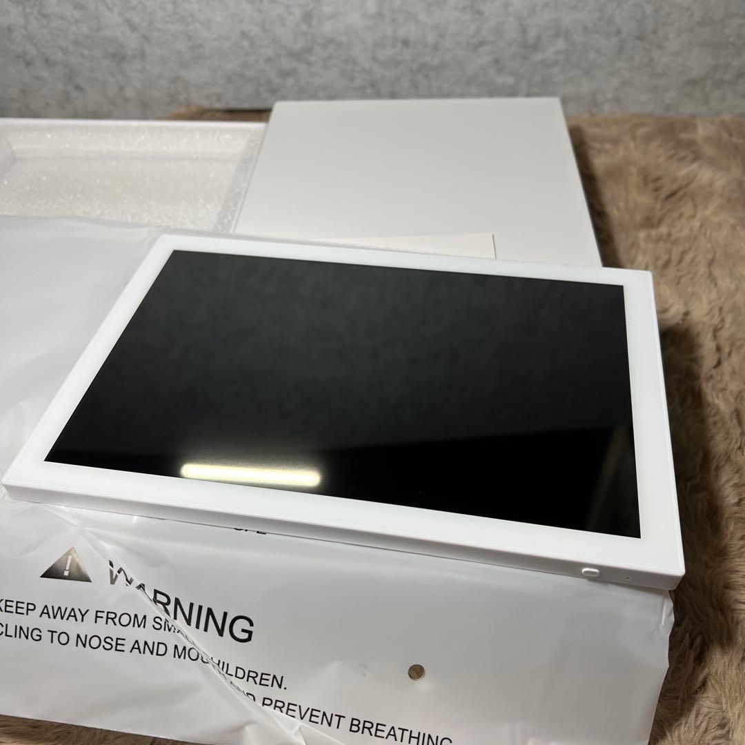 FRAMEO デジタルフォトフレーム