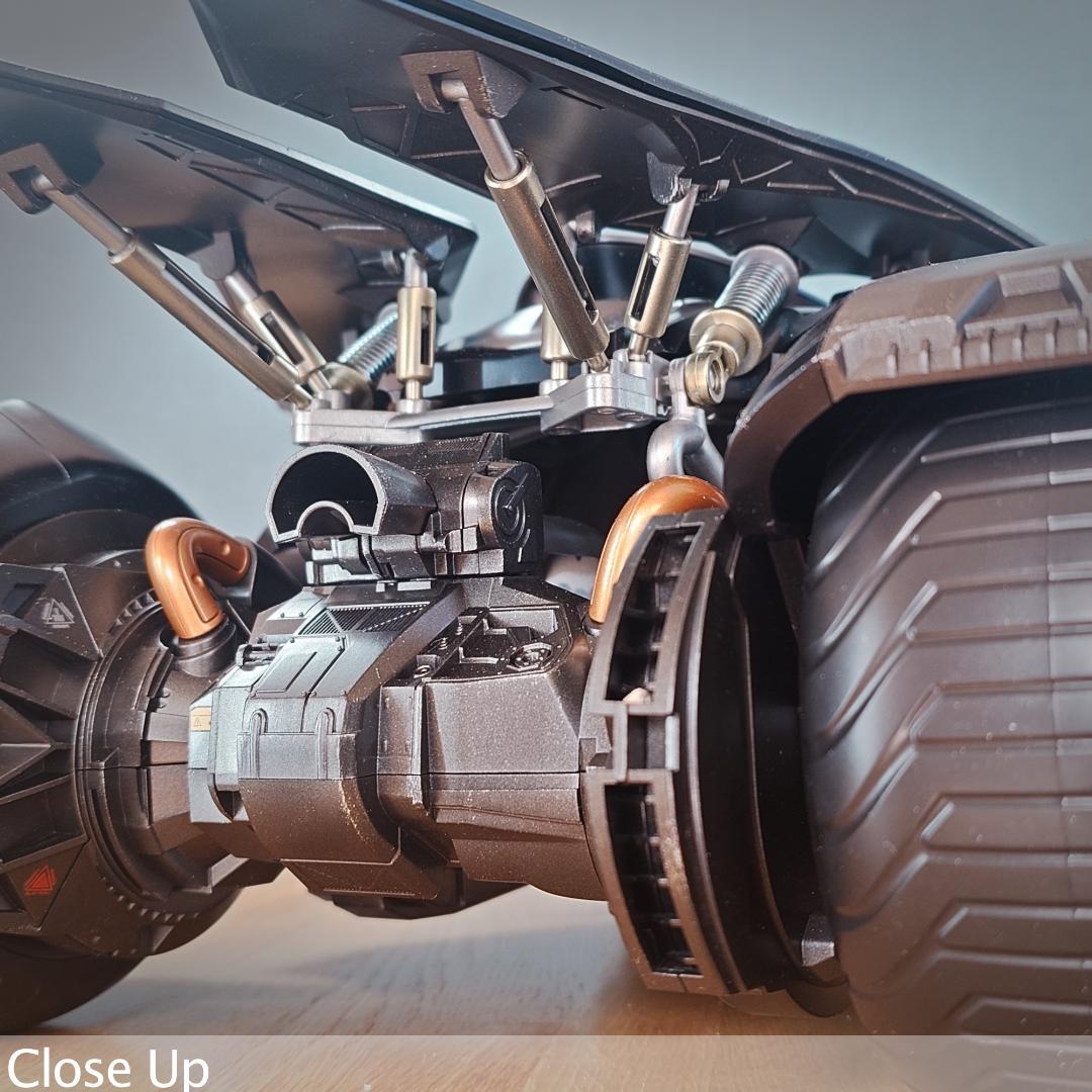 喜玩社 バットモービル 1/12 塗装済み完成品