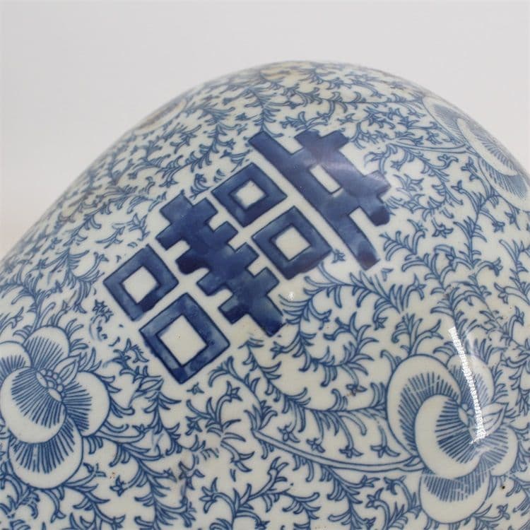 中国美術 鯖牡丹纏枝双喜梅瓶 景徳鎮 工芸品 置物 - メルカリ