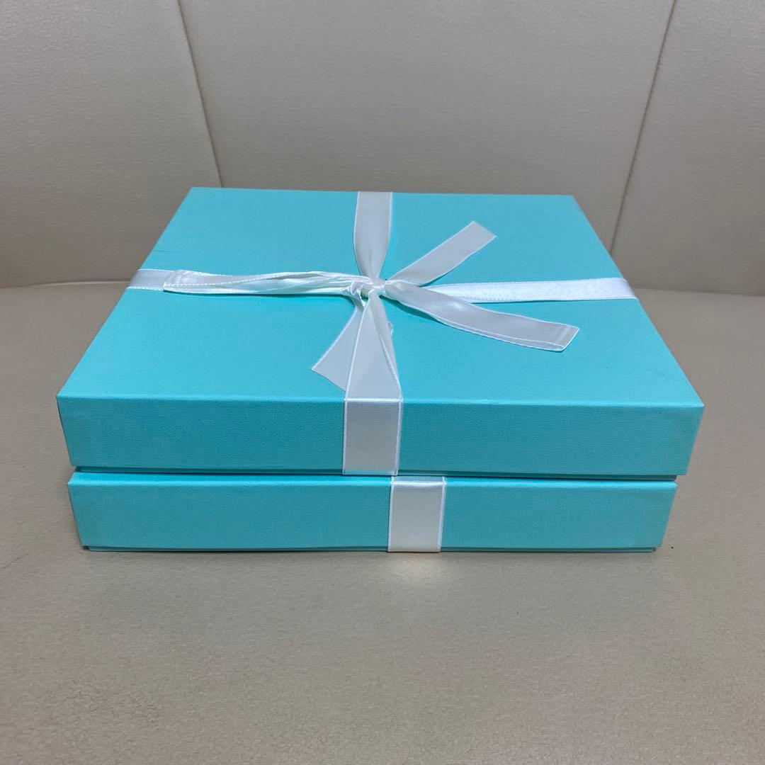 【未開封】ティファニー(TIFFANY&Co.) ブルーボックスプレート　２枚
