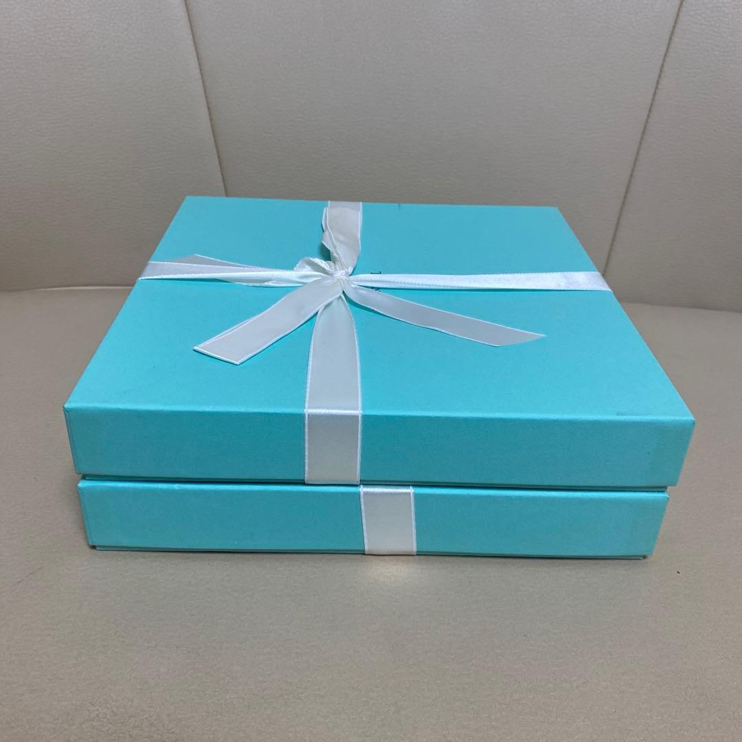 【未開封】ティファニー(TIFFANY&Co.) ブルーボックスプレート　２枚