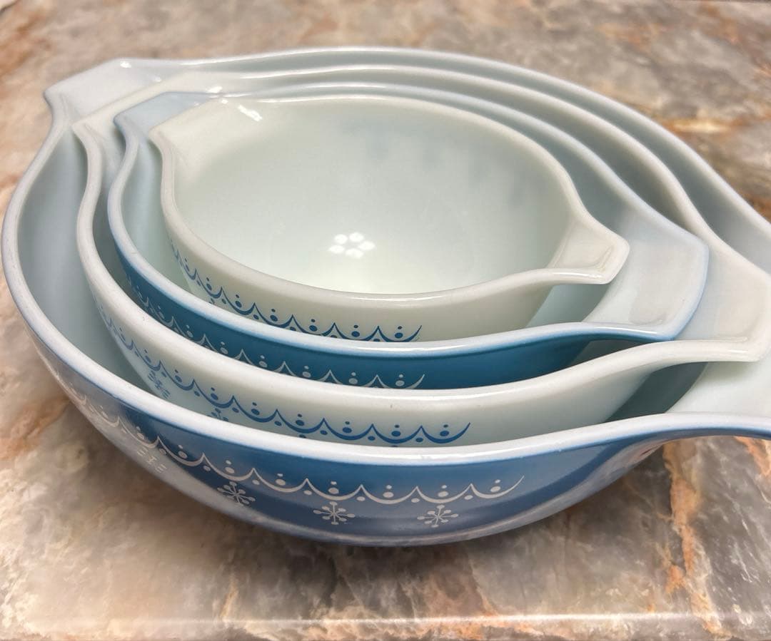 オールドパイレックス スノーフレークシンデレラボール4セット - メルカリ