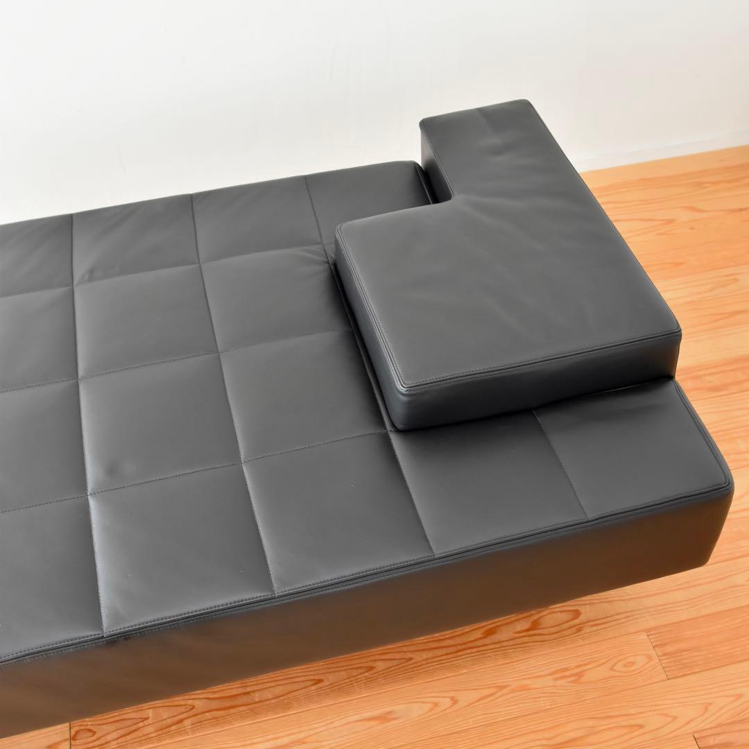 POLTRONA FRAU イタリア　デイベッド　ベンチ　本革