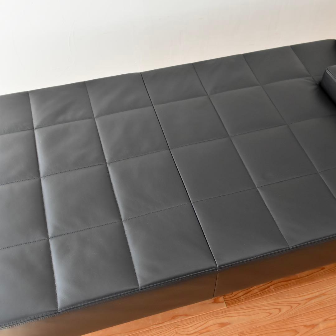 POLTRONA FRAU イタリア　デイベッド　ベンチ　本革