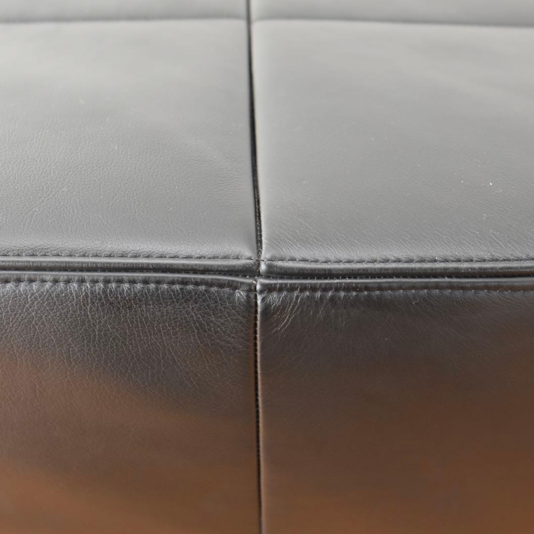 POLTRONA FRAU イタリア　デイベッド　ベンチ　本革