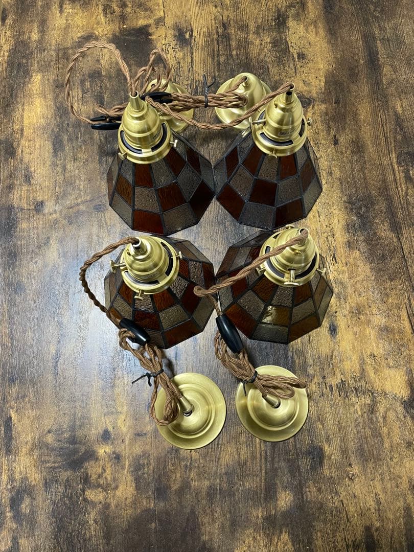 ステンドグラス風ペンダントライト　4個セット