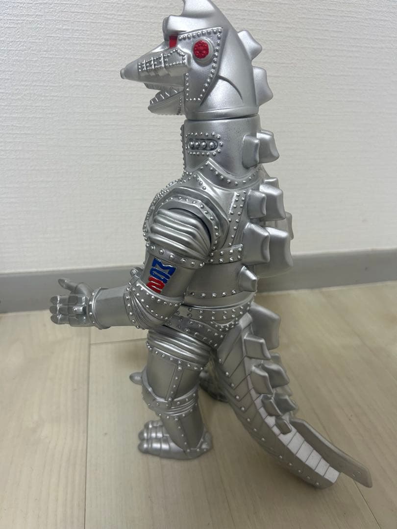 450メカゴジラ！ 半身シルバー塗装、半身内蔵メカ