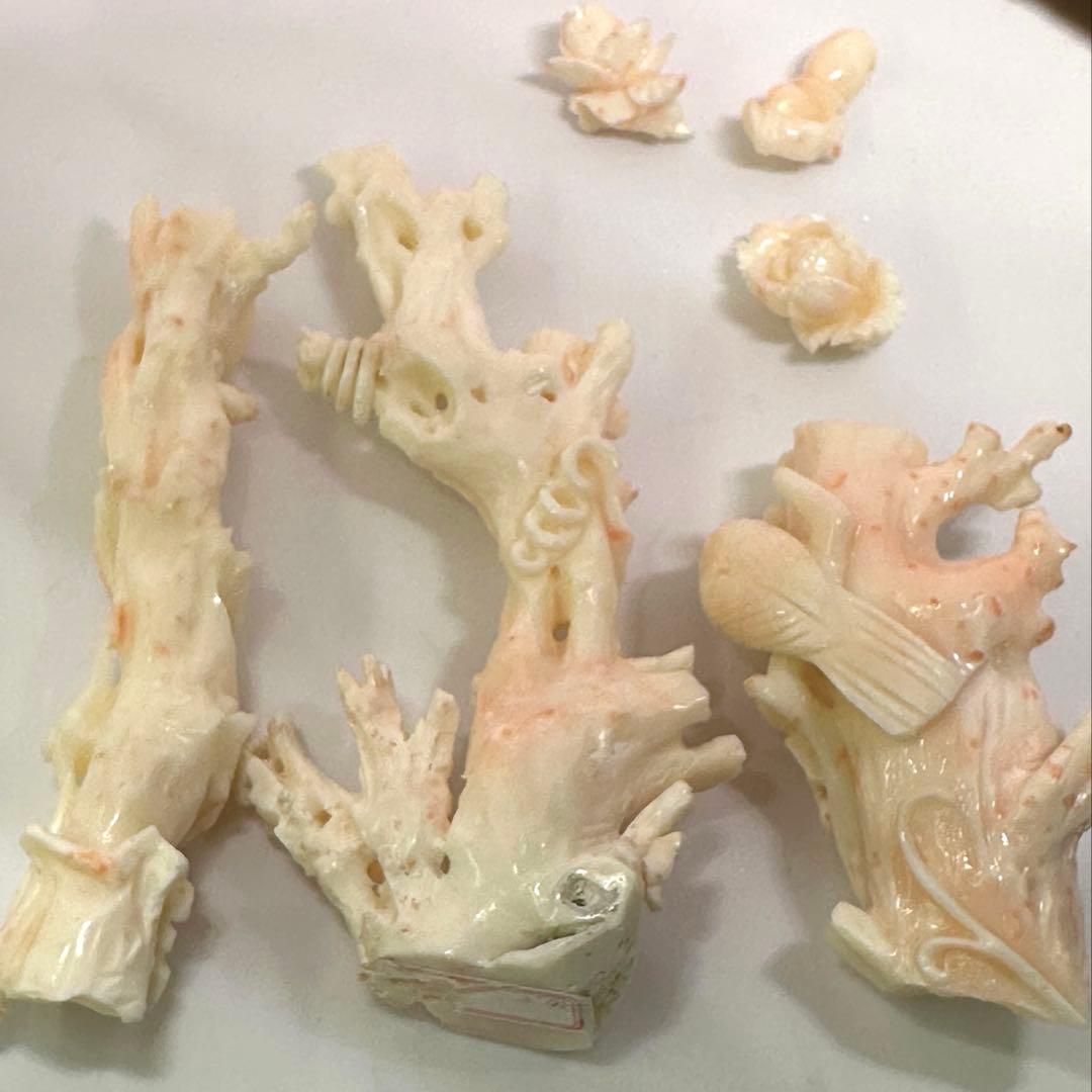 在庫処分　天然珊瑚彫刻壊れ　約215g