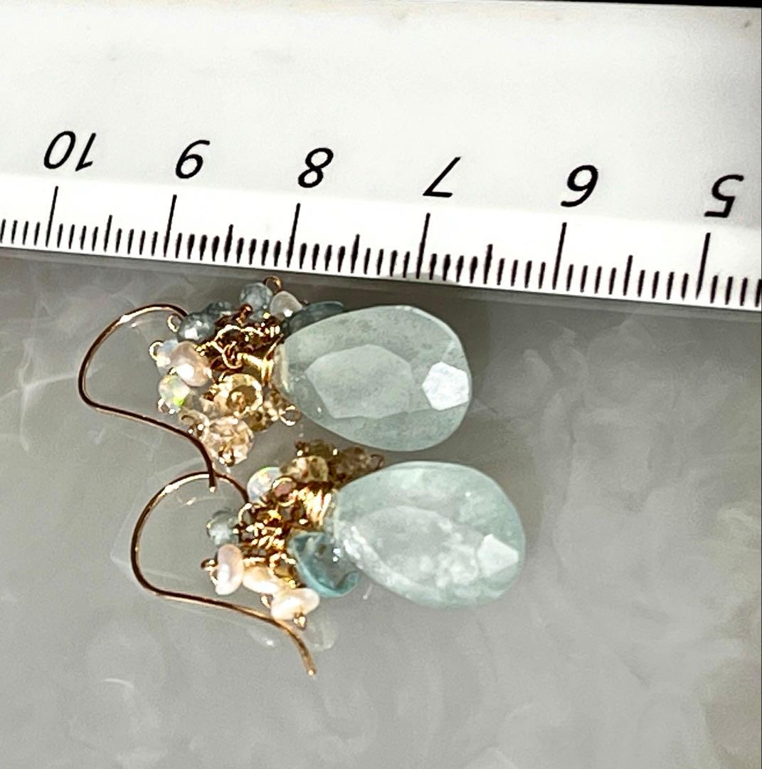 kayaです。シンデレラアクアマリンのモリモリピアス