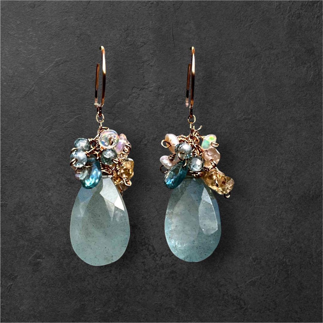 kayaです。シンデレラアクアマリンのモリモリピアス