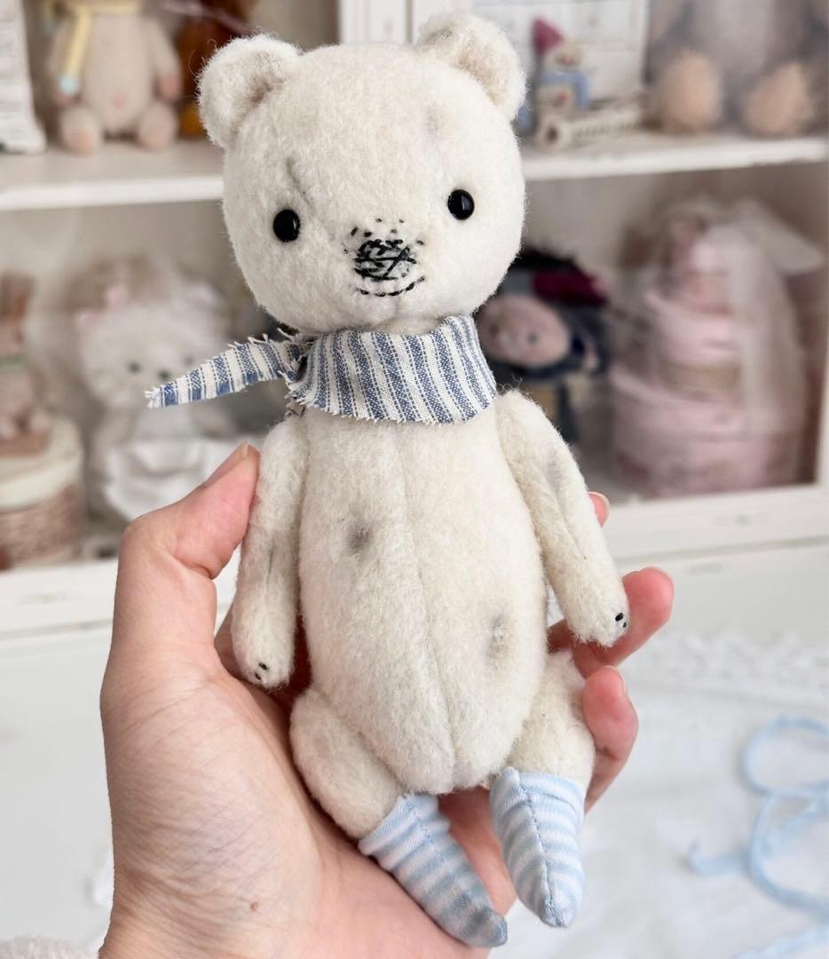 悪戯っ子くま アーティストベア テディベア 海外作家様 ハンドメイド