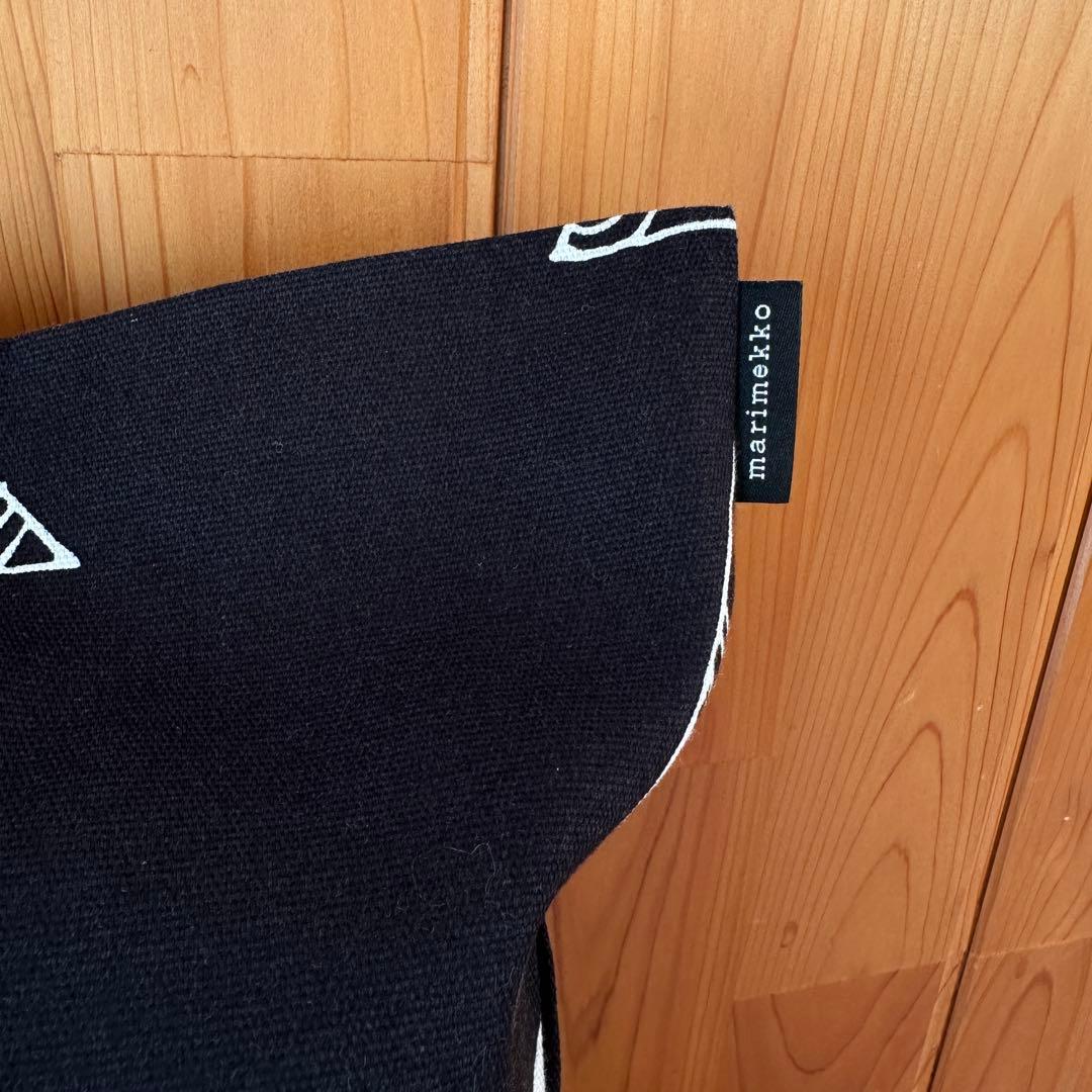 ２枚セット？マリメッコ　新品　クッションカバー　クーシコッサ もみの木　ブラック