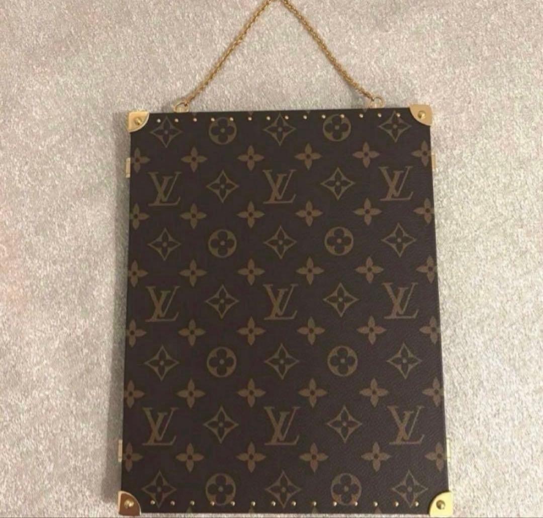 新品未使用　LOUIS VUITTON ルイヴィトン　三面鏡　インテリア　ミラー