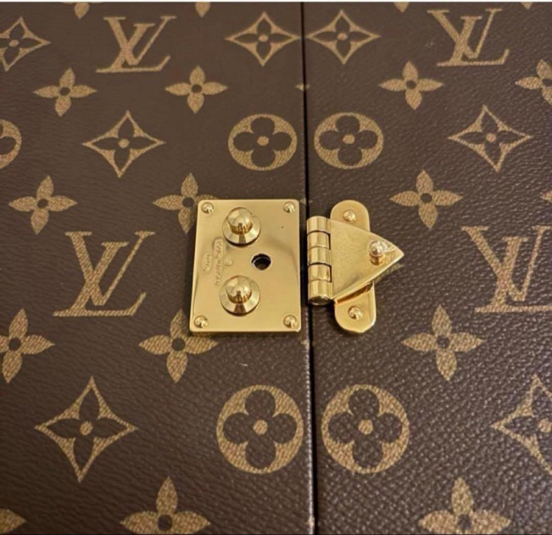 新品未使用　LOUIS VUITTON ルイヴィトン　三面鏡　インテリア　ミラー