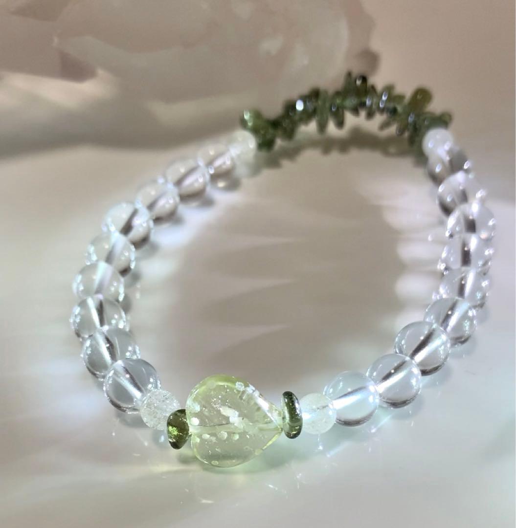 ★高品質★ モルダバイト　リビアングラス　ホワイトトパーズ　ブレスレット