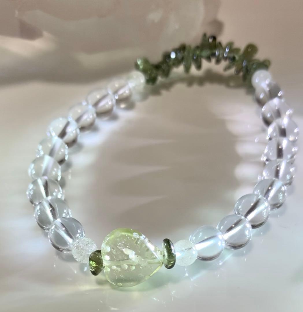 ★高品質★ モルダバイト　リビアングラス　ホワイトトパーズ　ブレスレット